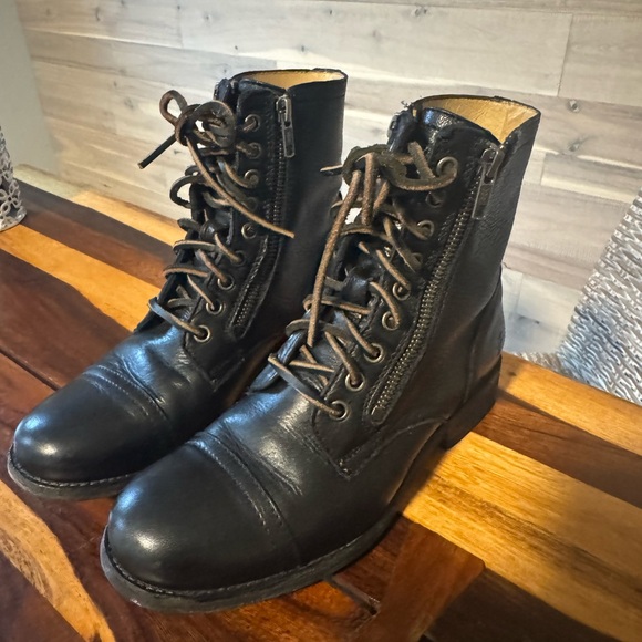 Shoes - Frye Black Leather Lace-Up Boots with double Zipper